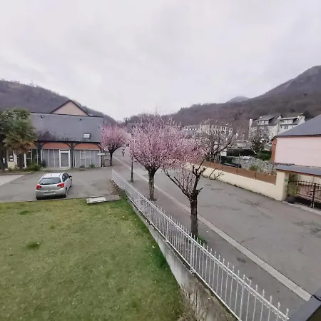 Appartement T2 Avec Balcon A Argeles Gazost Exterior photo