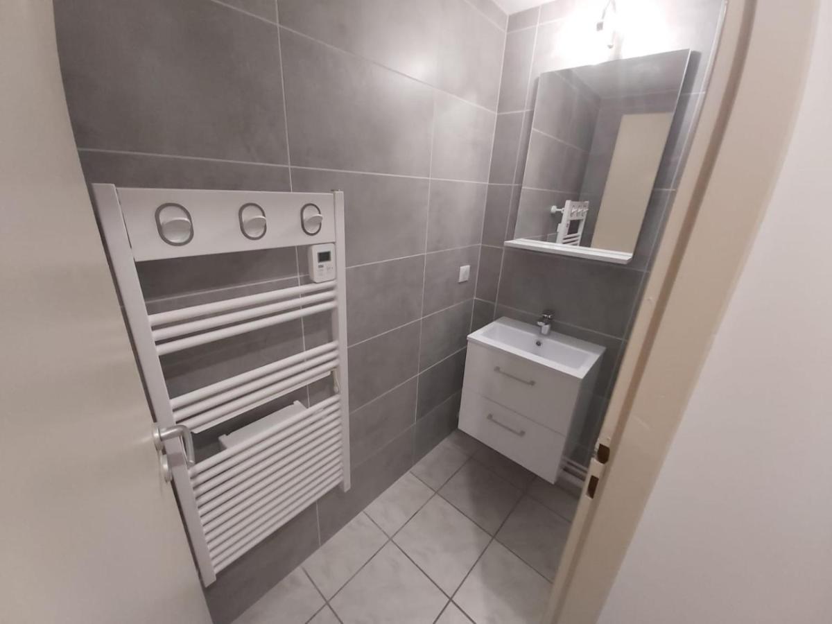 T2 Avec Balcon A Gazost Apartment *