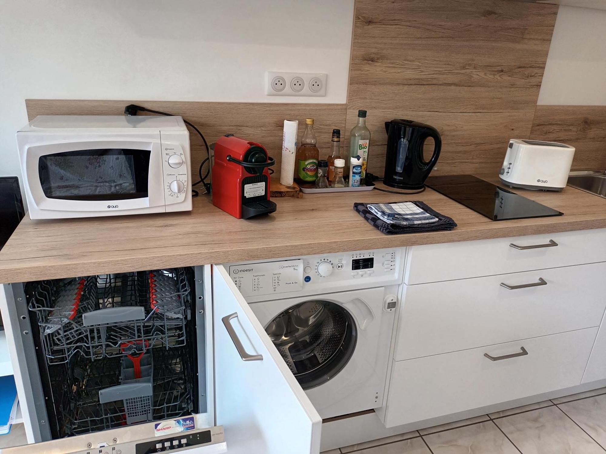 T2 Avec Balcon A Gazost Apartment
